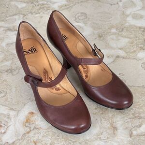 Sofft Leslie Mary Jane Leather Pumps Heels